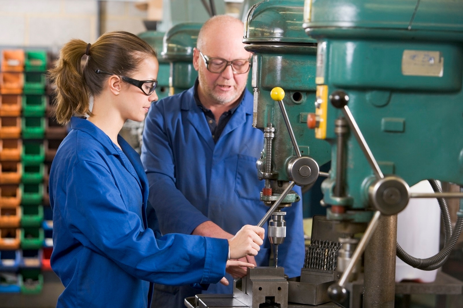 How Apprenticeships Help You Start Earning Straight After School
