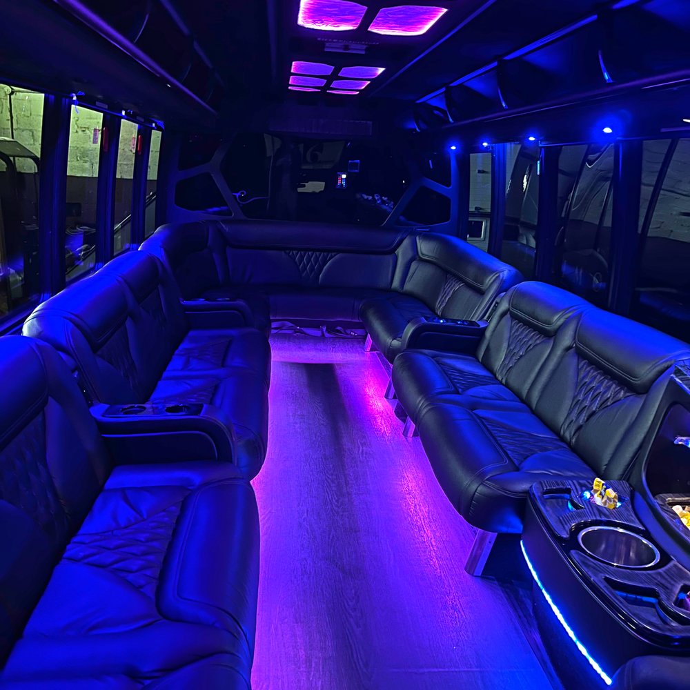 Executive Limo Service Vancouver to Seattle – Travel in Style