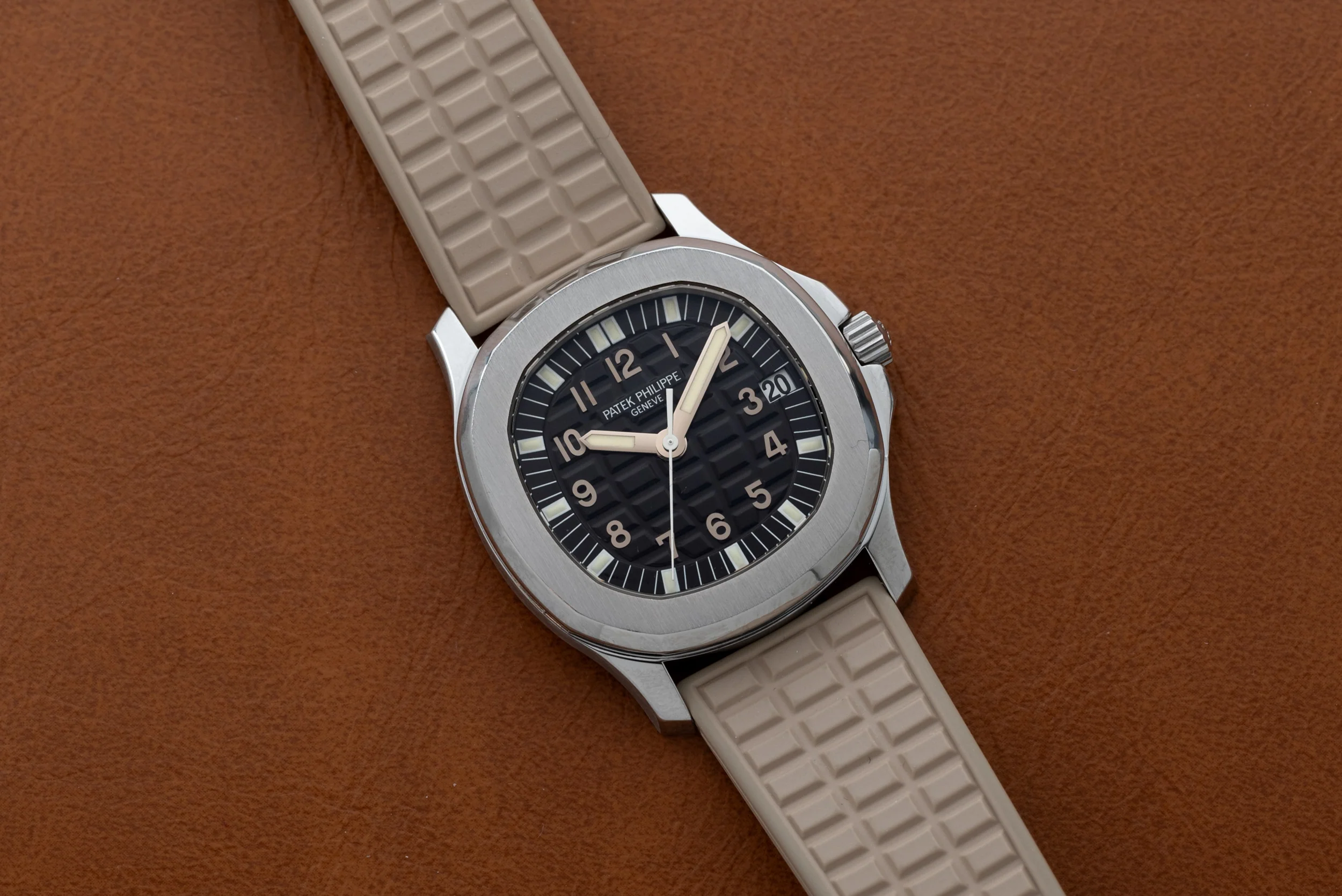 Patek Philippe Rubber Strap: Unmatched Comfort and Style for Your Timepiece