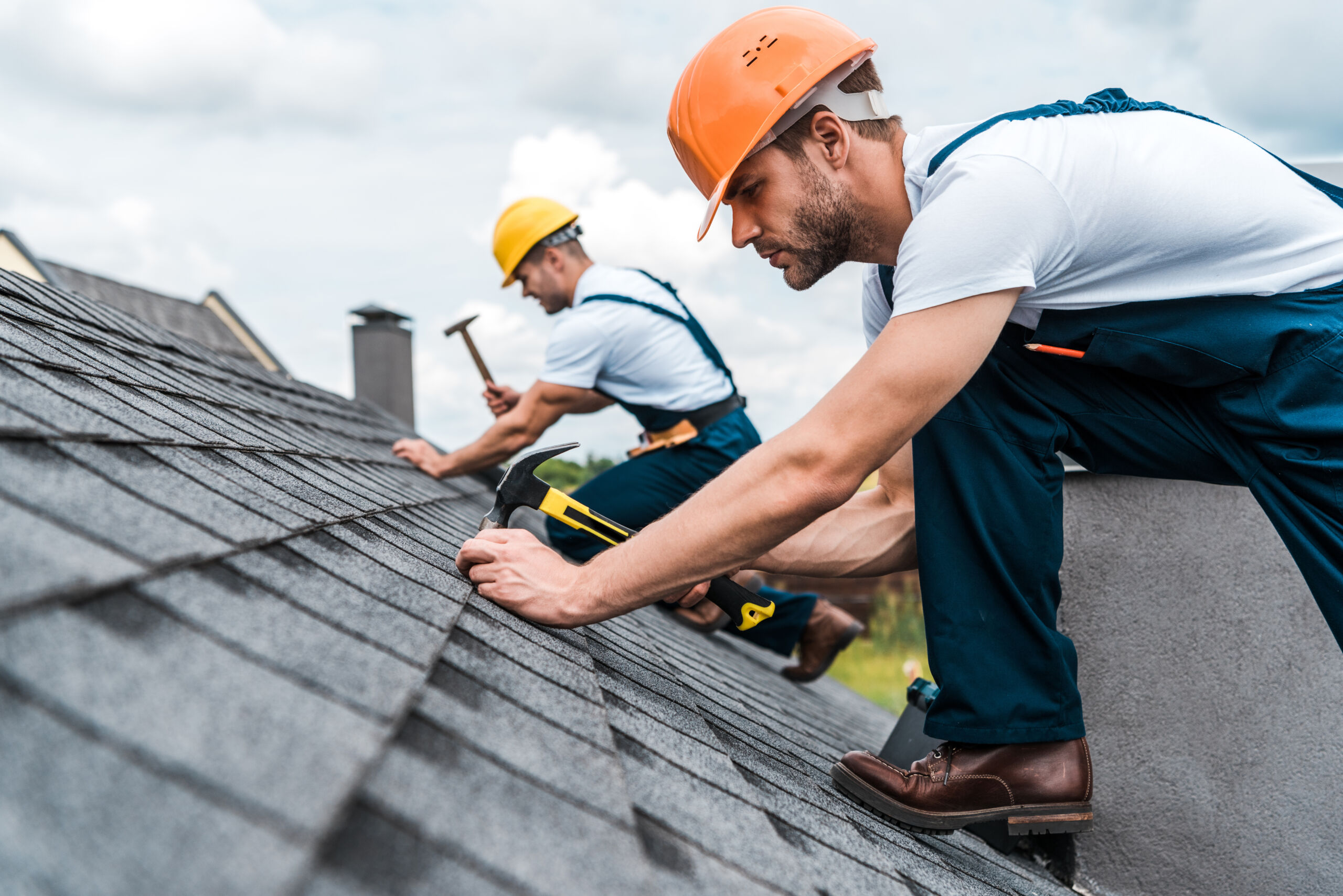 Metal Roofing Calgary for Modern &amp; Traditional Homes | Construct Vision Corp