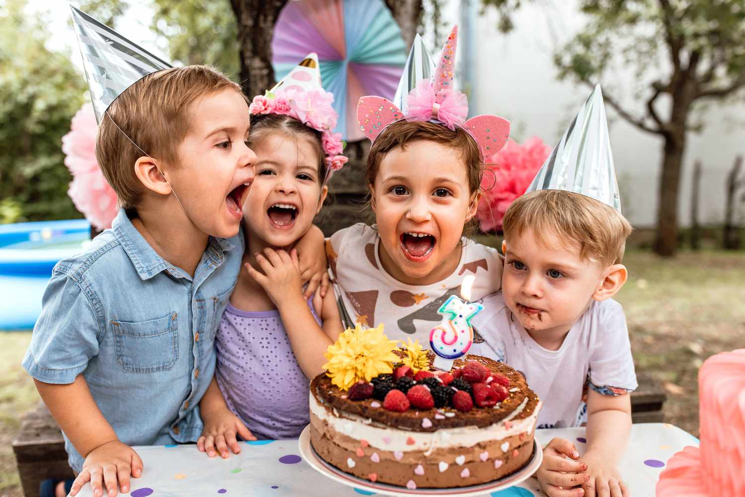 ברכות לבר מצווה עם אולפני נולד קליפ – הפקת קליפ חגיגי ושיר באולפן הקלטות