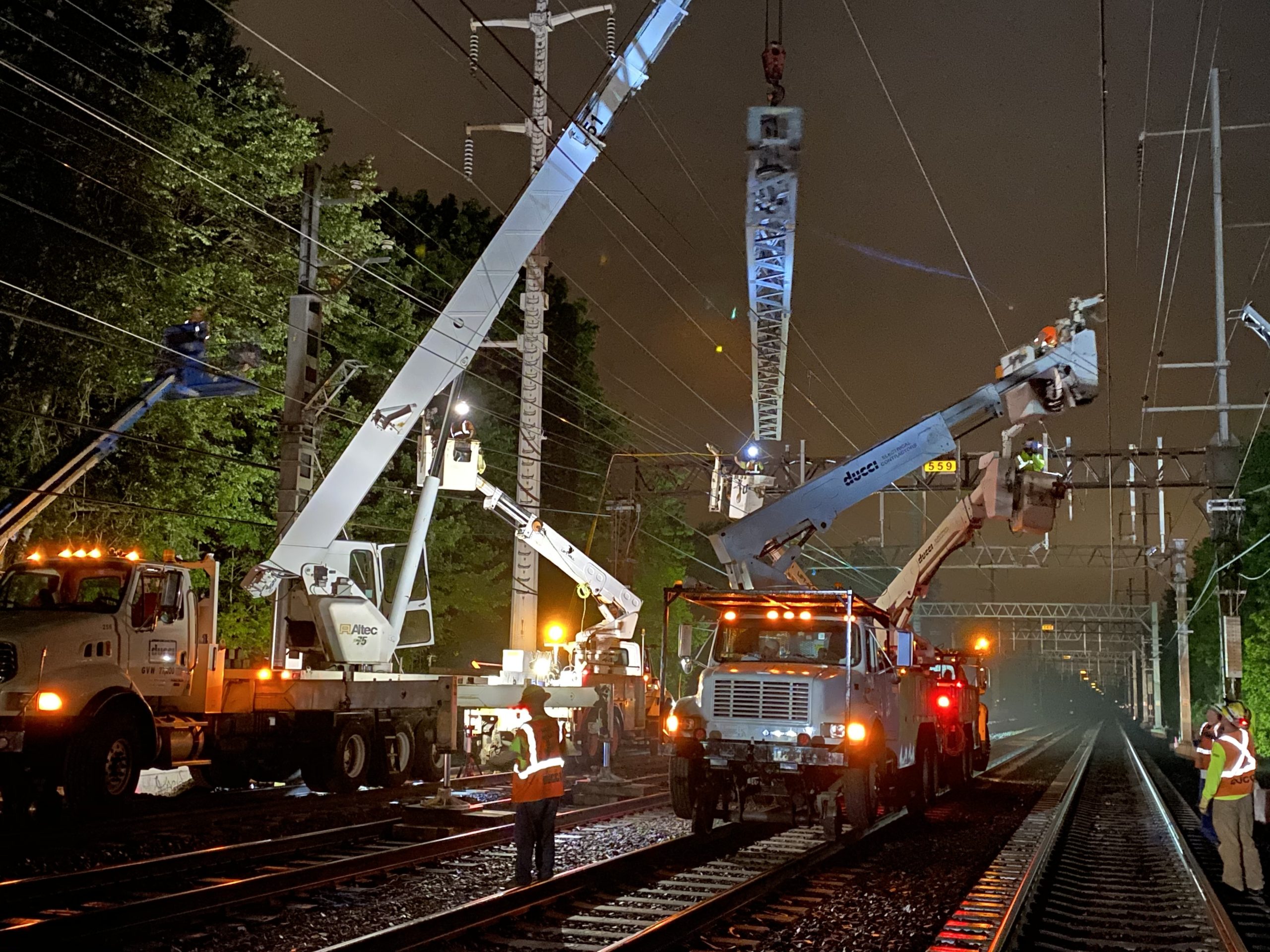 Why Choose a Trusted Railroad Track Construction Company for Your Projects