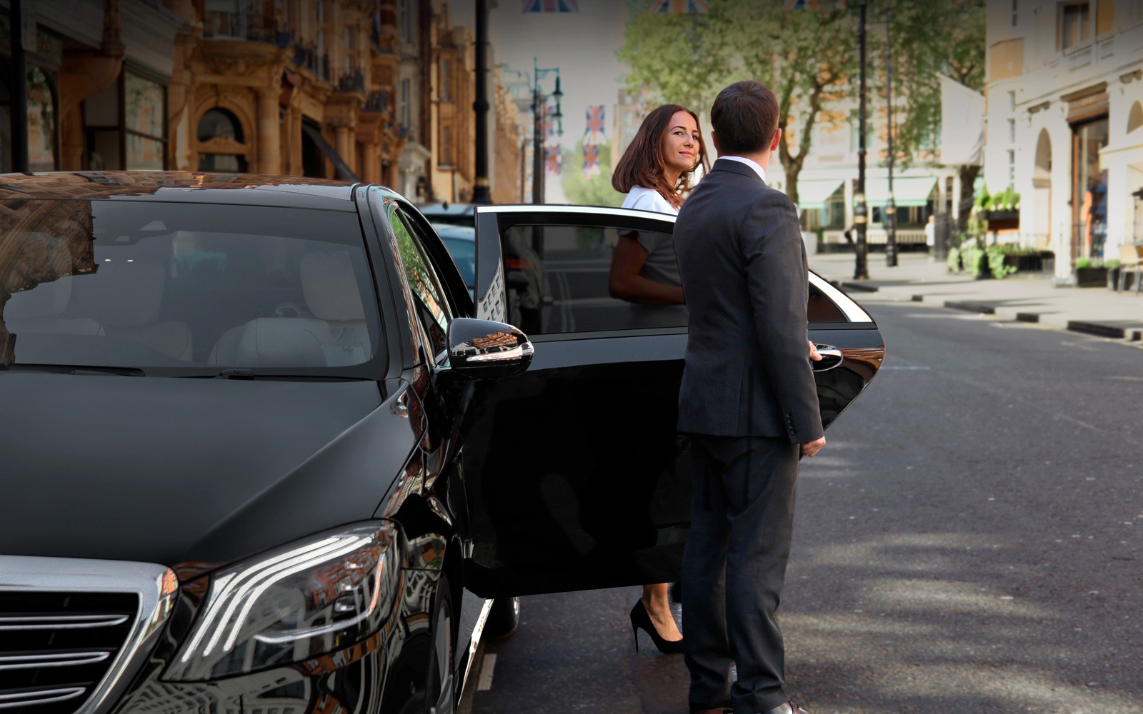 Book Your Transfer Vancouver Airport to Downtown for On-Time Arrival