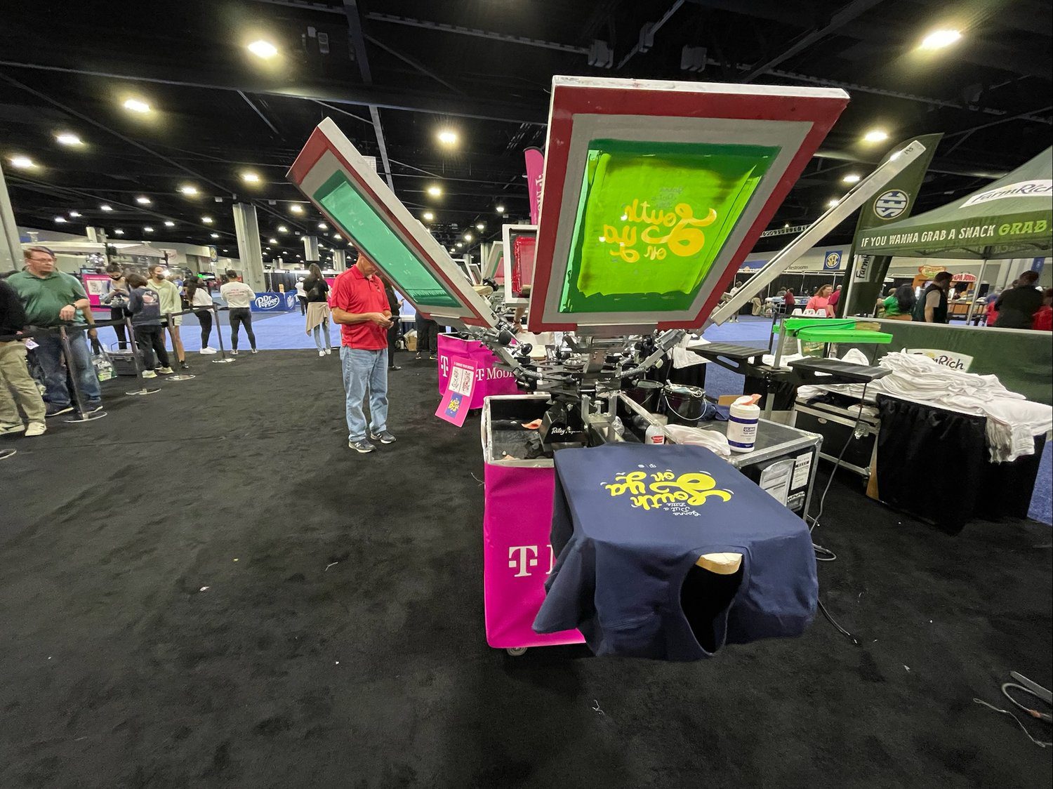 Personalised Workwear by T-Shirt Printing 2 Go – Perfect for Businesses and Staff Uniforms