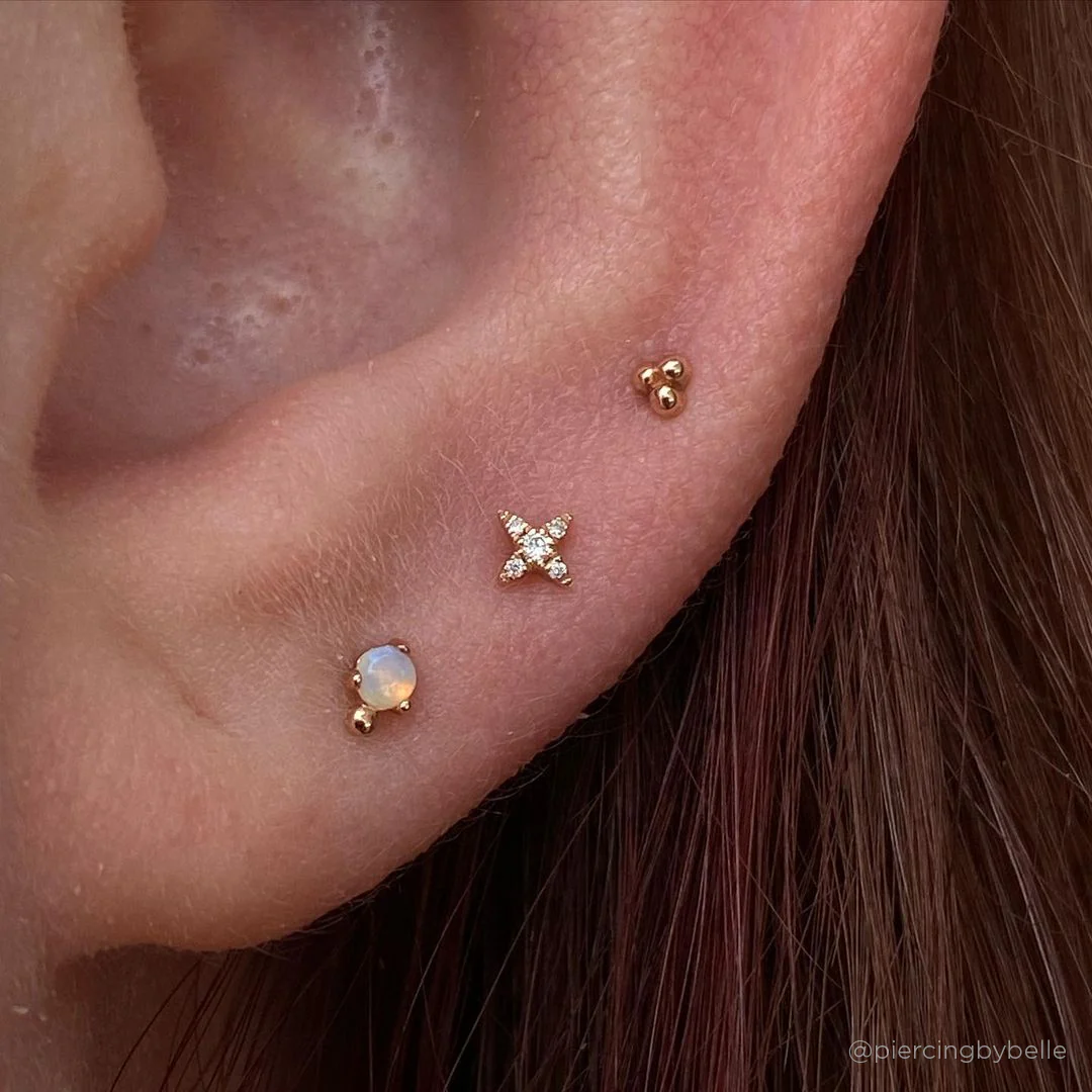 Diamond Ear Piercing – Refined Swiss Craftsmanship in 18ct Gold
