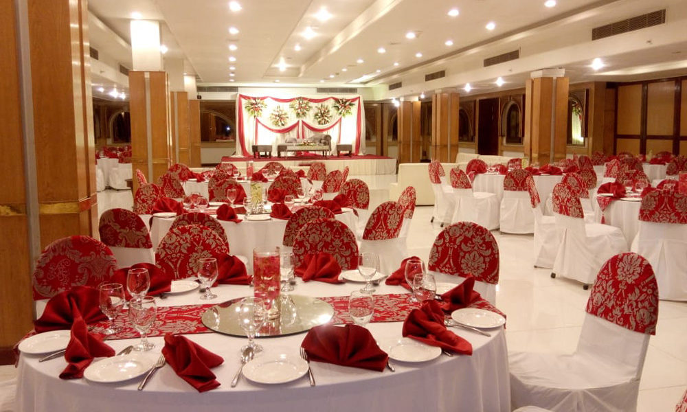 Premium Banquet Hall near me with Elegant Design | R Banquet-Riverside