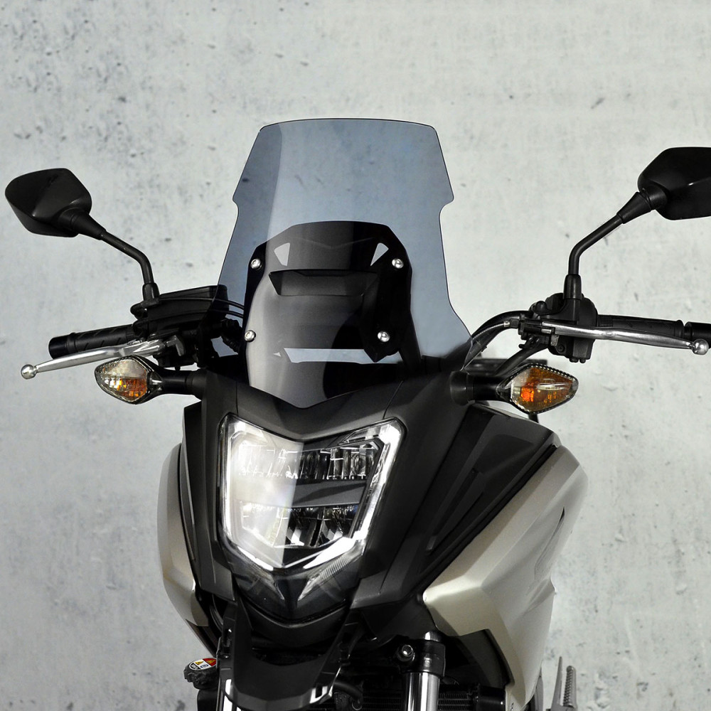 Motorcycle Windshields That Combine Aerodynamics and Durability