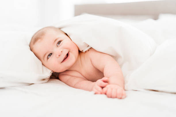 Easy-to-Serve Baby Food Pouches for Home or Travel