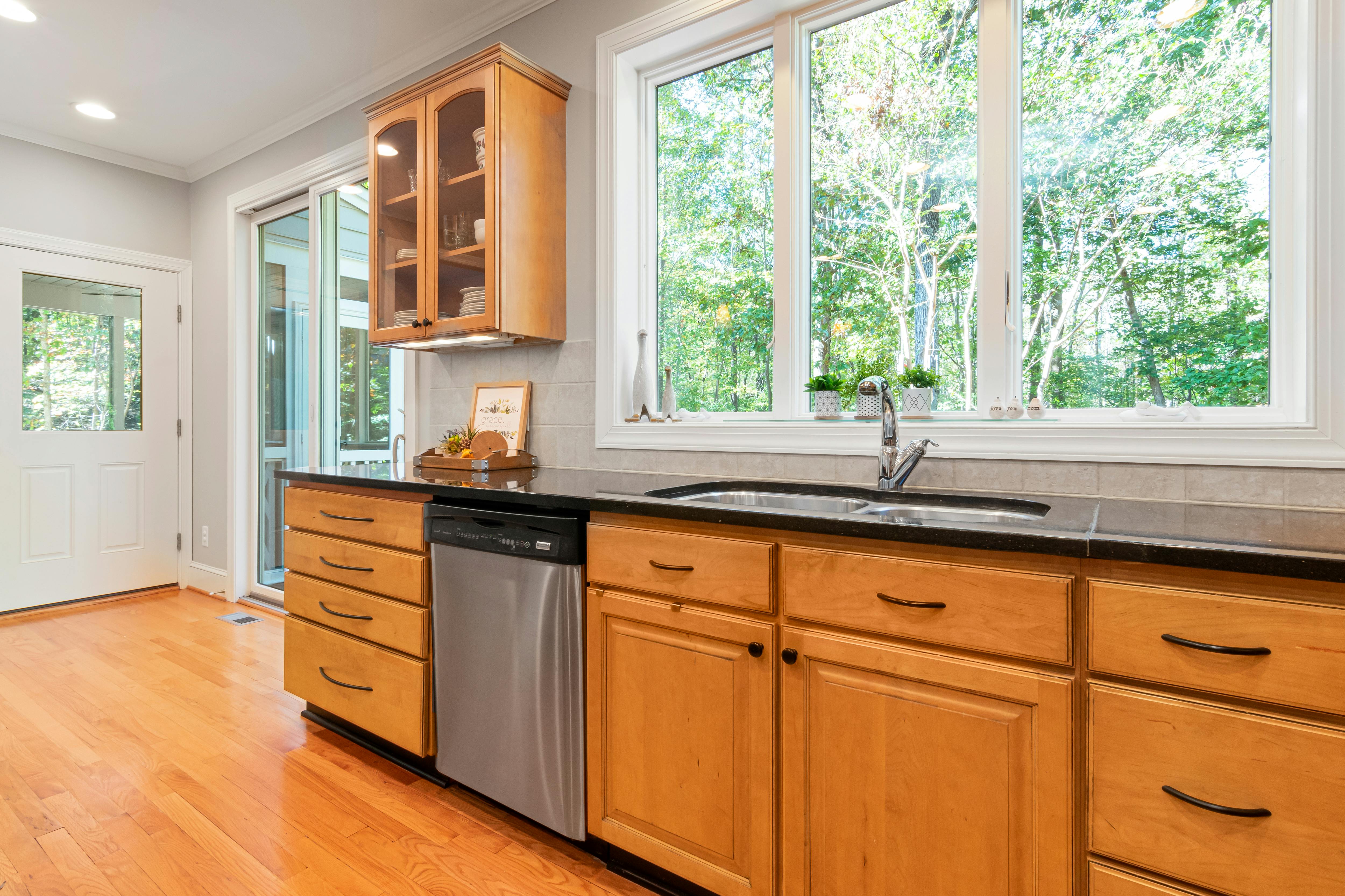Design Your Dream Space with a Custom Cabinet from Woodtronics NY