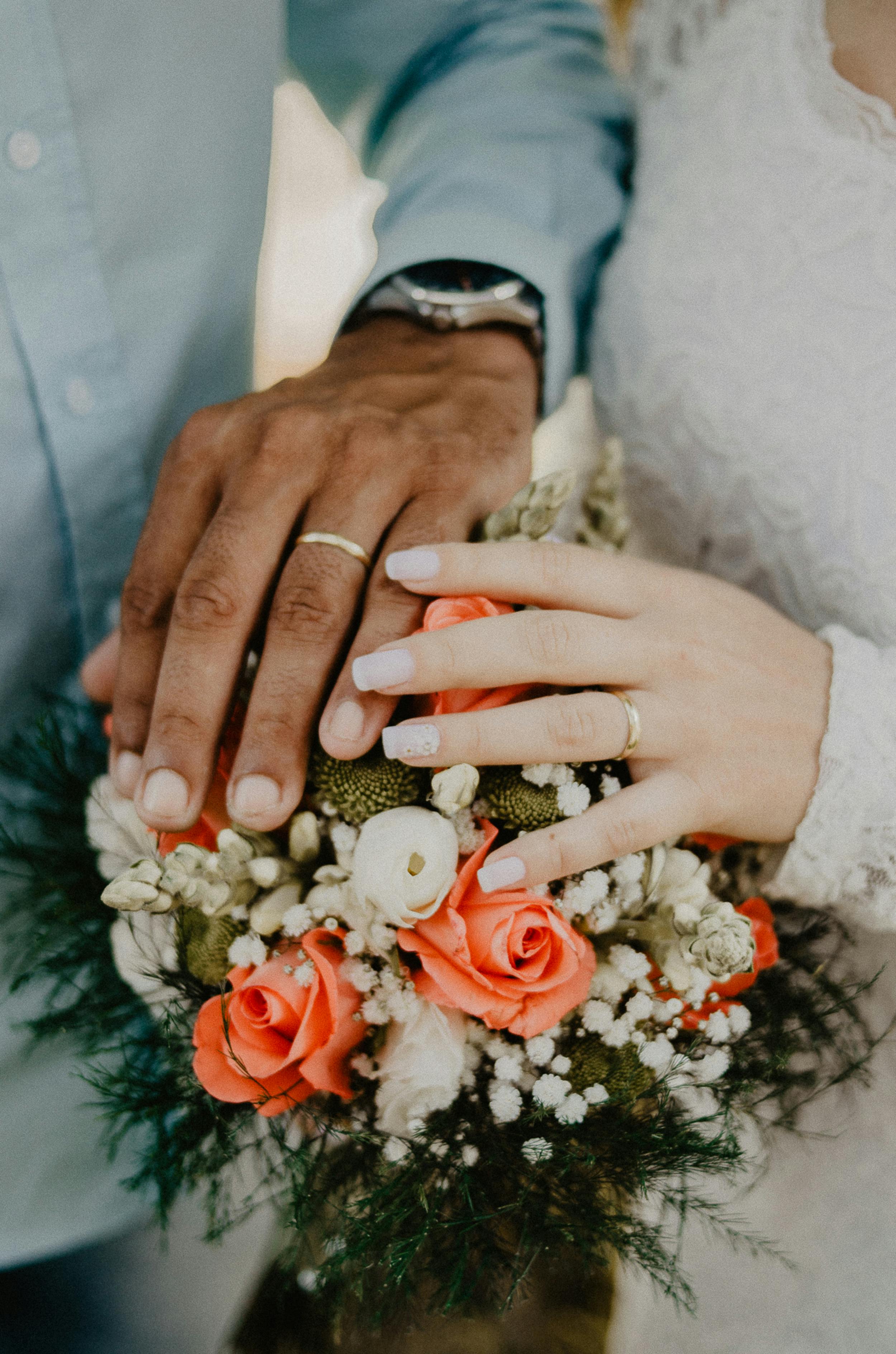 How to Choose the Perfect Cushion Cut Diamond for Your Loved One