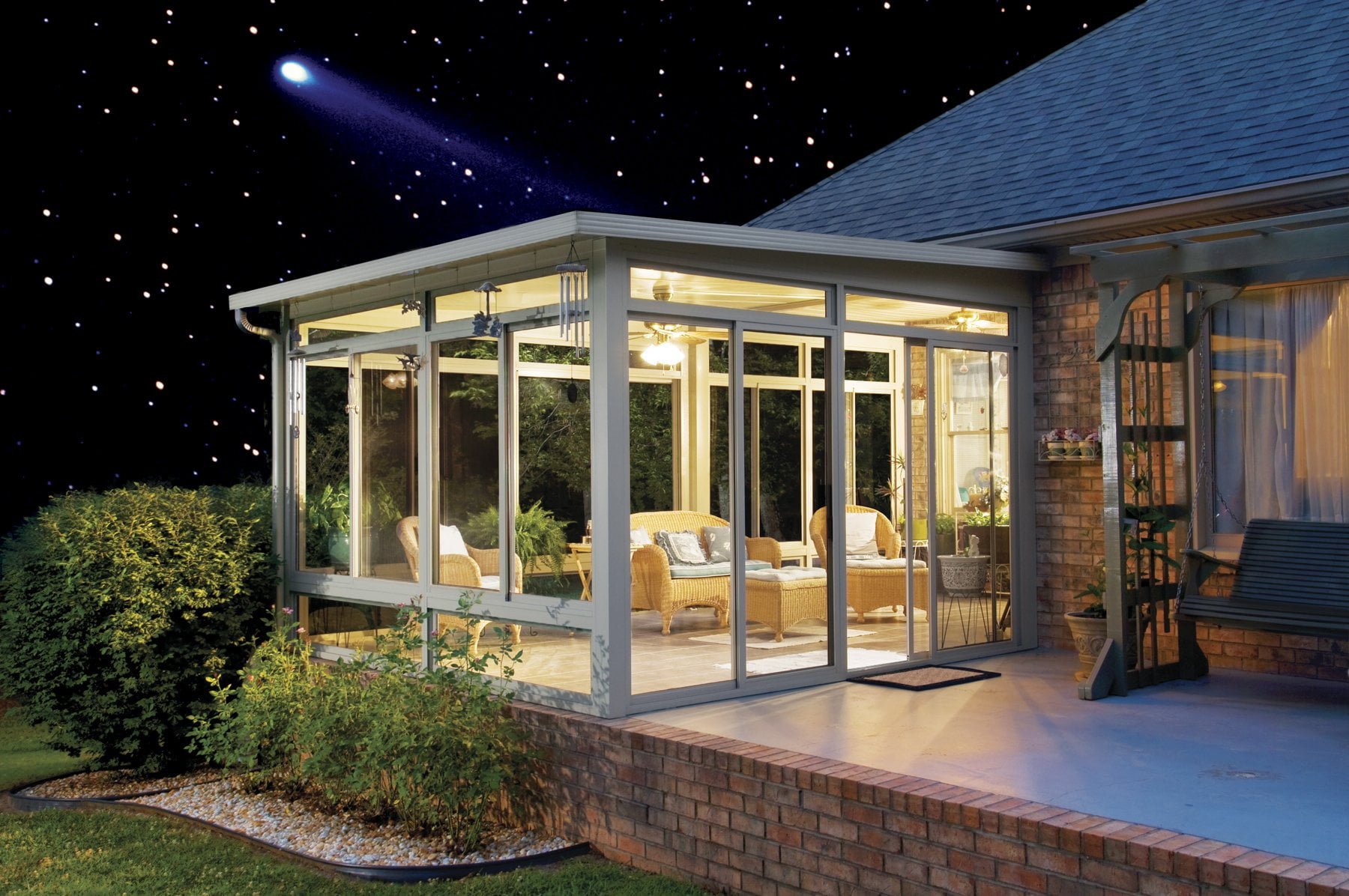 Create an Elegant Retreat at Home with a Contemporary Solarium