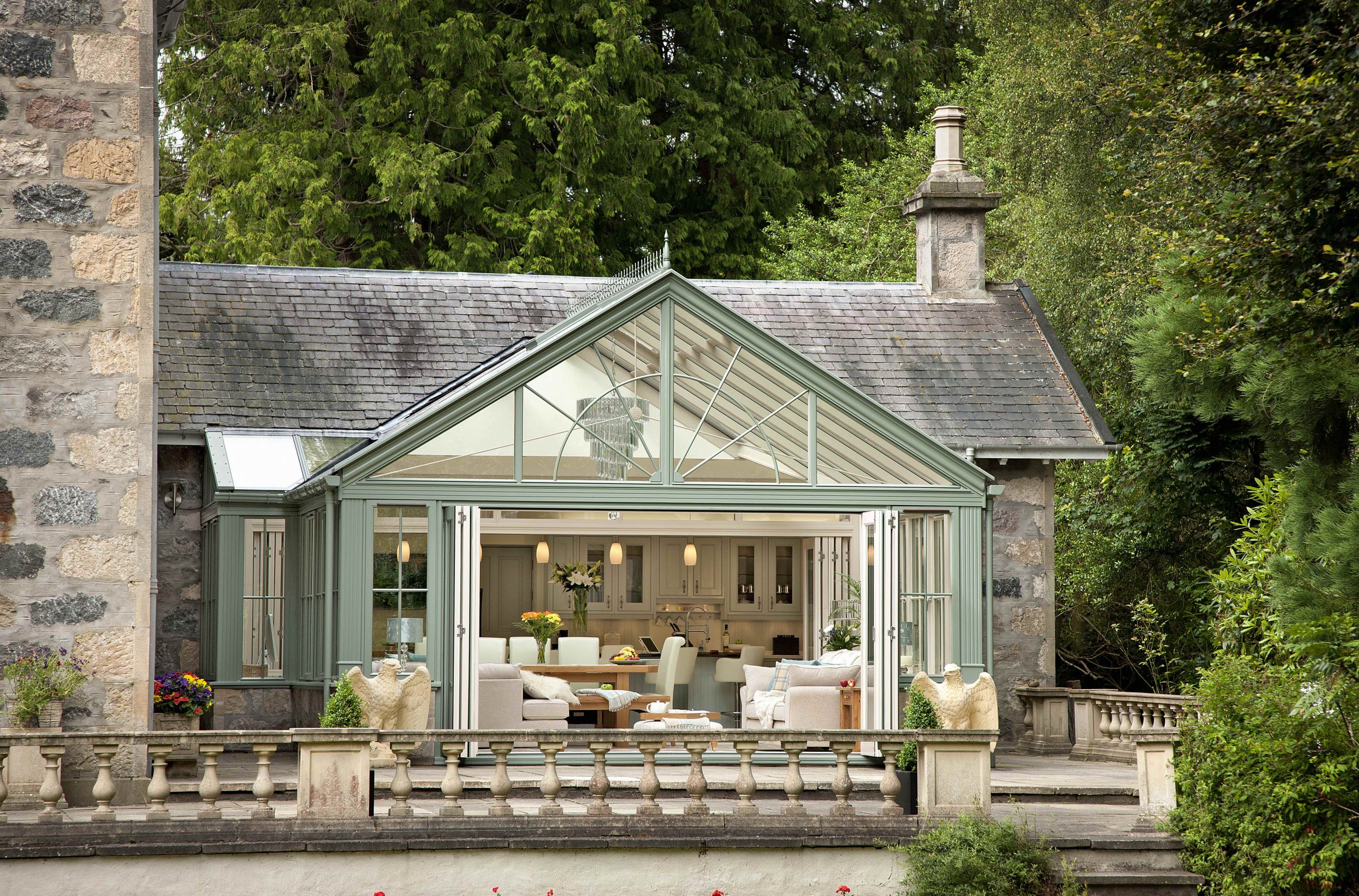 Wintergarten Anbau: Stilvolle Erweiterungen für Ihr Zuhause und Wohlfühloasen