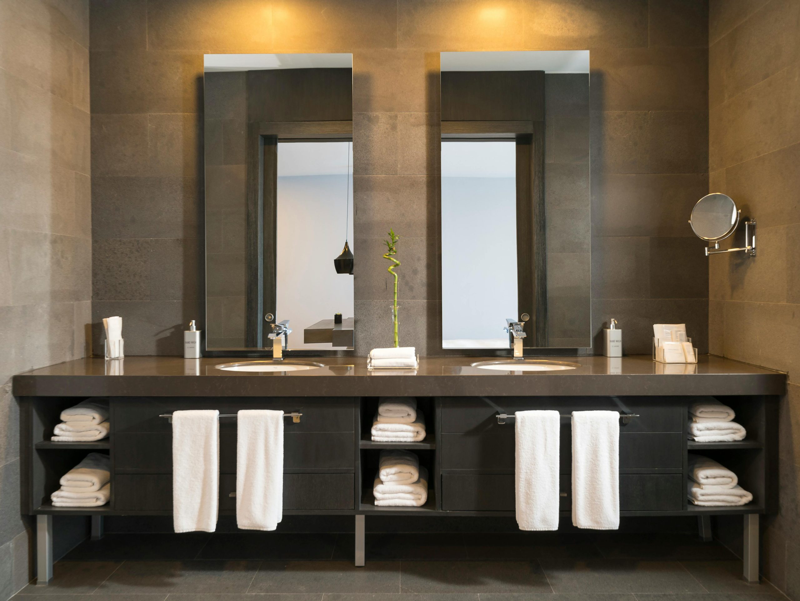Stylish Elegant Bathroom Mirror with Energy-Efficient LEDs